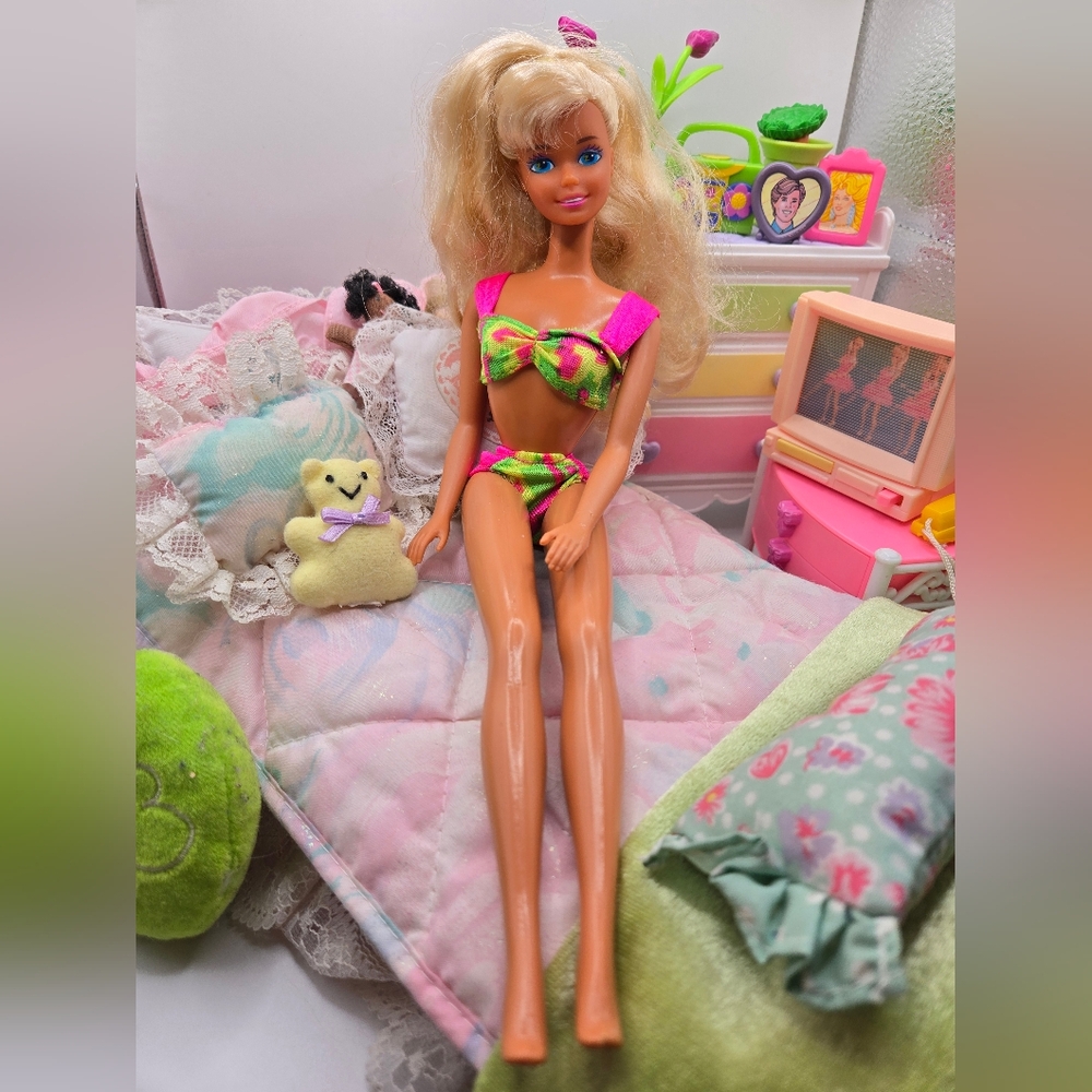1990 Hawaiian Fun Barbie